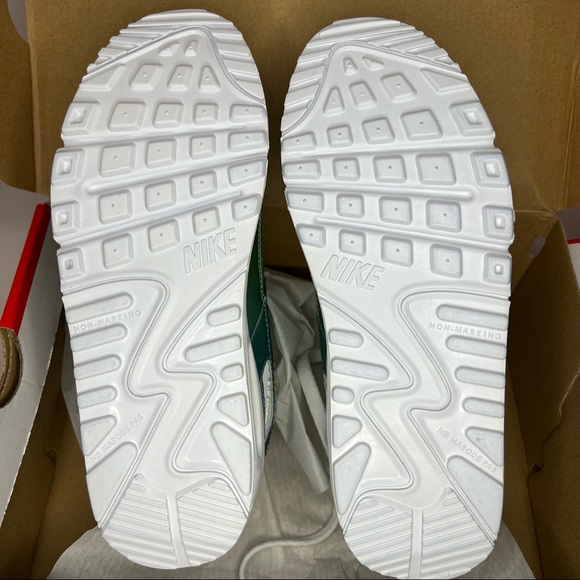 Nike Air Max Bubble Pack Grade School 6Y NWT, unique bubble wrap texture - Picture 7 of 7